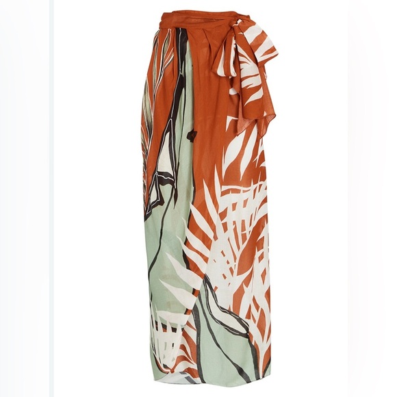 Johanna Oritz 
Wrap in the Salt Wrap - Picture 1 of 3